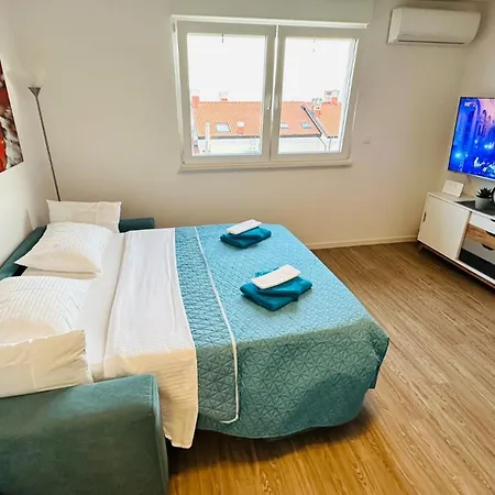 Studio Apartman Rijeka דירה רייקה